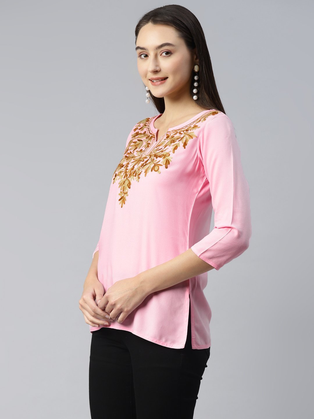 Aliyna Kashmiri Pink Kurti - Image 3