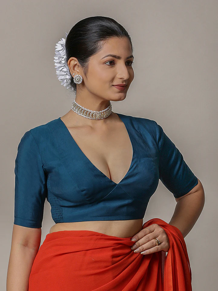 Damini x Rozaana | Crystal Teal Elbow Sleeves FlexiFit Saree Blouse with Plunging Neckline