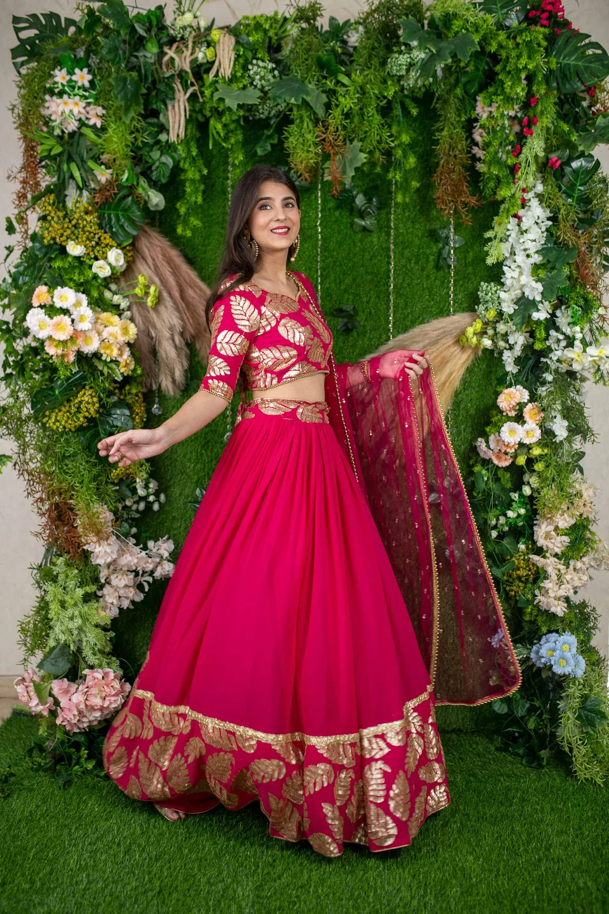 Rani Pink Leaf Daman Lehenga - Image 4